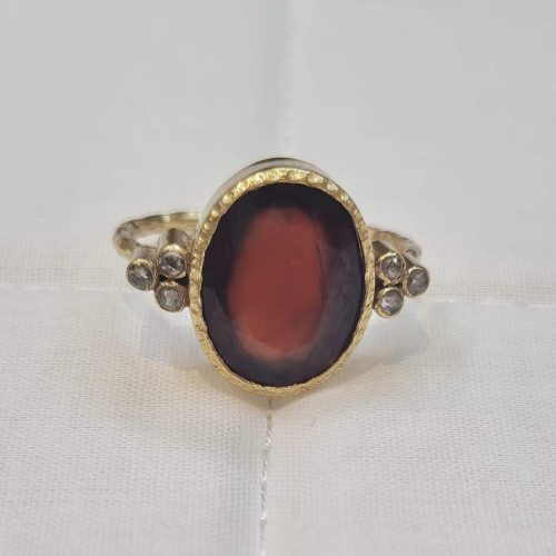 DIAMOND & STONE RING