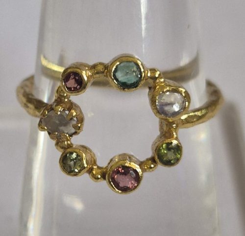 DIAMOND & STONE RING