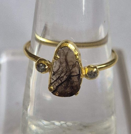 DIAMOND & STONE RING