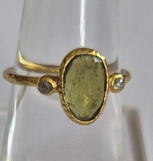 DIAMOND & STONE RING